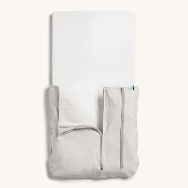 ergoPouch HugMe Blanket 0.2 & 1.0 TOG in Grey Marle with open zip