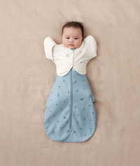 Newborn wearing ergoPouch Butterfly Cardi Oatmeal Marle
