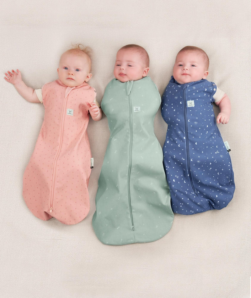 Sleeveless ergoPouch Cocoon Swaddle Bag 0.2 TOG Berries for summer