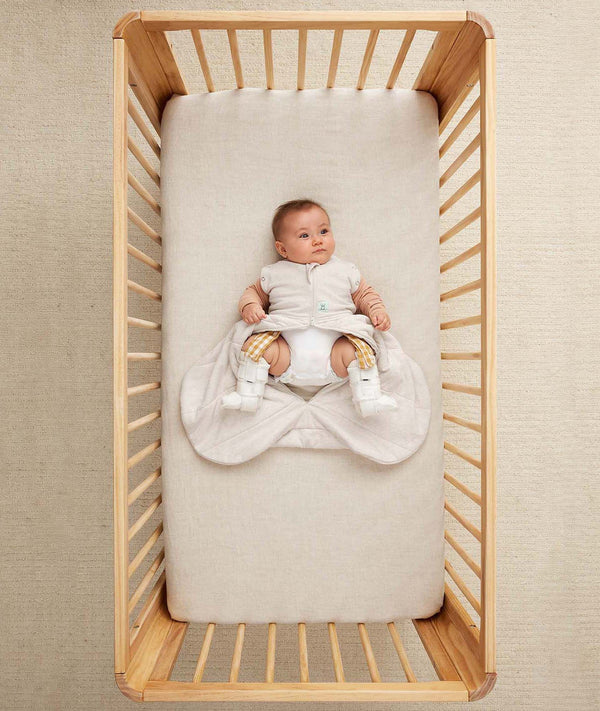 ergoPouch Hip Harness Cocoon Swaddle Bag 2.5 TOG Oatmeal Marle, a warm swaddle