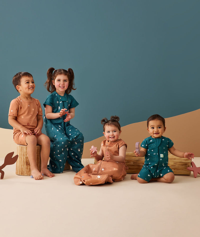 ergoPouch Holiday collection group