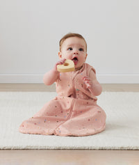ergoPouch organic sleeping bag for baby, TOG-rated to ensure warmth and comfort during sleep.