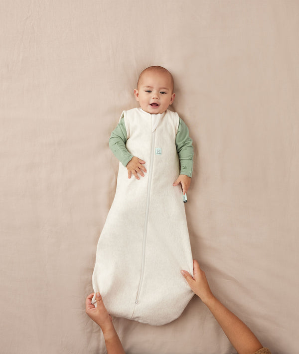 TOG-rated ergoPouch sleeping bag for baby, featuring an easy nappy change zip.
