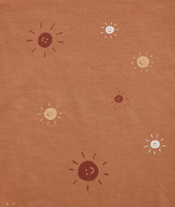 Close up of ergoPouch Sunny fabric print