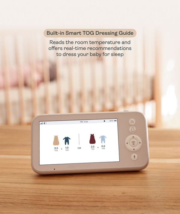 ergoPouch Drift Home Baby Monitor and Smart TOG Guide, displaying  clothing recommendations from the room temperature
